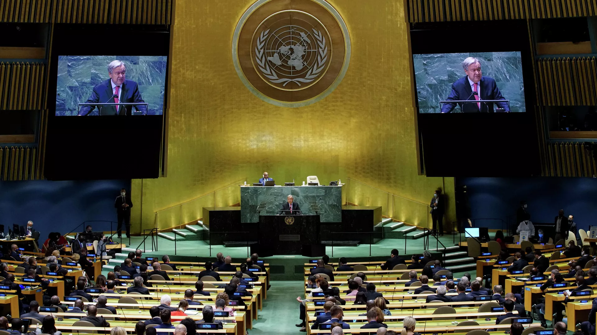 Генеральный секретарь ООН Антониу Гутерреш выступает на Генеральной Ассамблее в Нью-Йорке - РИА Новости, 1920, 21.09.2021