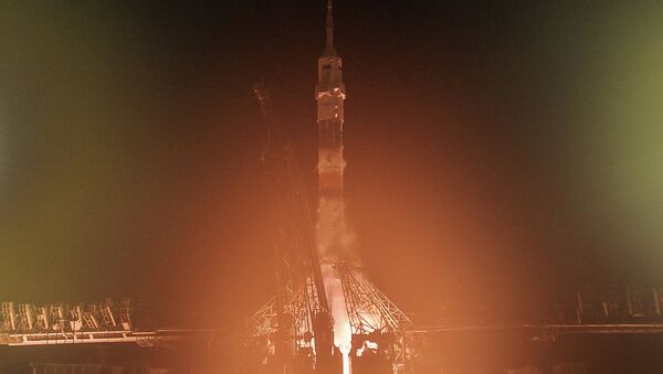 Старт пилотируемого корабля Союз ТМА-12М с космодрома Байконур Старт пилотируемого корабля Союз ТМА-12М с космодрома Байконур