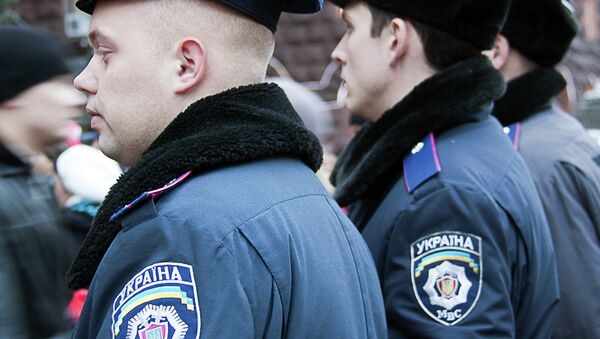 Сотрудники украинской милиции. Архивное фото Сотрудники украинской милиции. Архивное фото