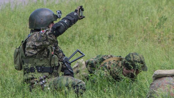 Бойцы народного ополчения Донбасса. Архивное фото Бойцы народного ополчения Донбасса. Архивное фото