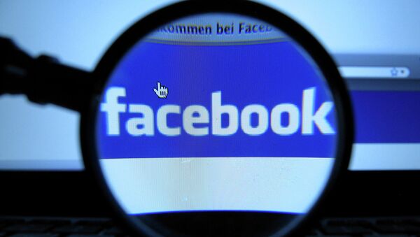 Логотип социальной сети Facebook Логотип социальной сети Facebook