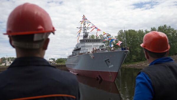 Спуск на воду головного противоминного корабля Александр Обухов. Архивное фото Спуск на воду головного противоминного корабля Александр Обухов. Архивное фото