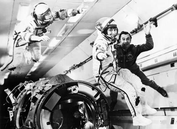 Экипаж космического корабля Союз Т-7 Экипаж космического корабля Союз Т-7