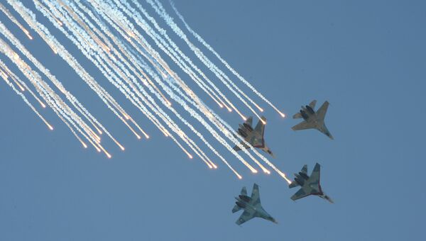 Международный этап конкурса воздушной выучки экипажей авиации Авиадартс. Архивное фото Международный этап конкурса воздушной выучки экипажей авиации Авиадартс. Архивное фото