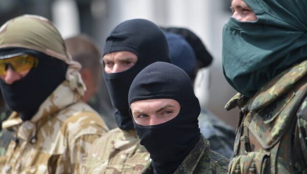 Бойцы батальона Донбасс, Украина. Архивное фото Бойцы батальона Донбасс, Украина. Архивное фото