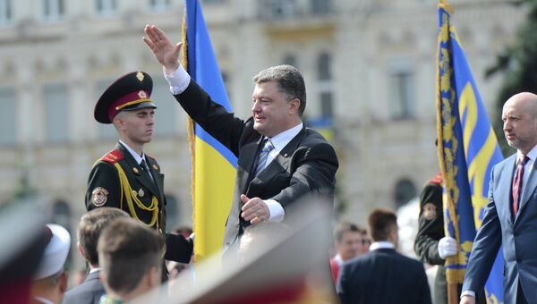 Празднование Дня Независимости Украины. Президент Украины Петр Порошенко Празднование Дня Независимости Украины. Президент Украины Петр Порошенко
