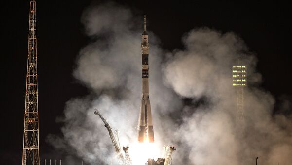 Старт ракеты Союз ТМА-14М на космодроме Байконур Старт ракеты Союз ТМА-14М на космодроме Байконур