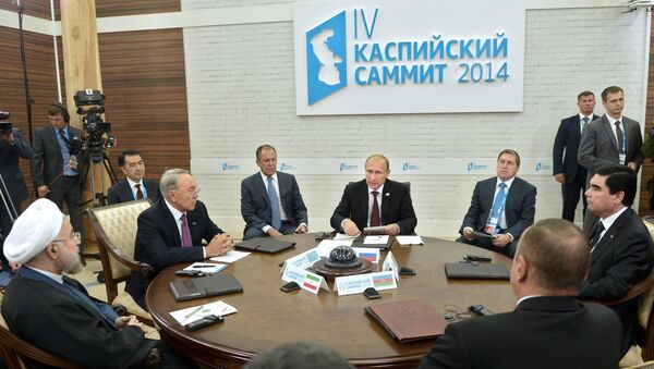 В.Путин принимает участие в четвертом Каспийском саммите В.Путин принимает участие в четвертом Каспийском саммите