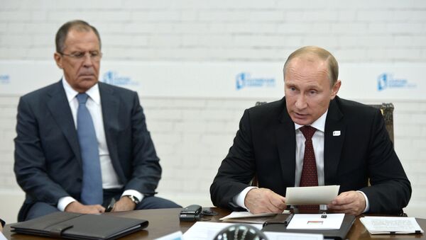 Владимир Путин принимает участие в четвертом Каспийском саммите Владимир Путин принимает участие в четвертом Каспийском саммите