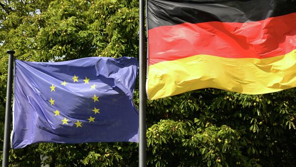Флаги Евросоюза и Германии в Берлине Флаги Евросоюза и Германии в Берлине