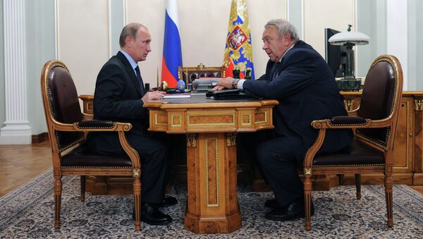 Владимир Путин и Владимир Фортов. Архивное фото Владимир Путин и Владимир Фортов. Архивное фото