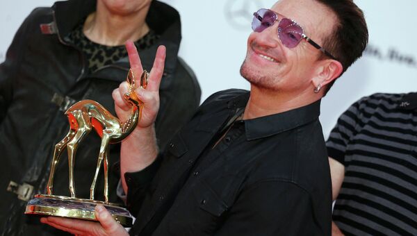 Солист группы U2 Боно Солист группы U2 Боно