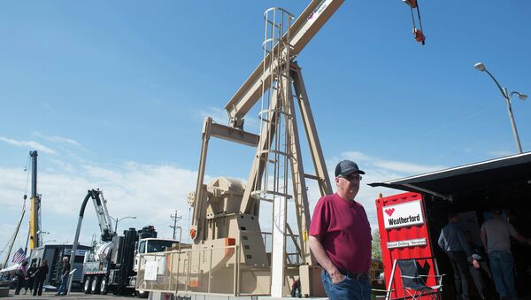 Модель нефтяной насосной станции в Южной Дакоте Модель нефтяной насосной станции в Южной Дакоте