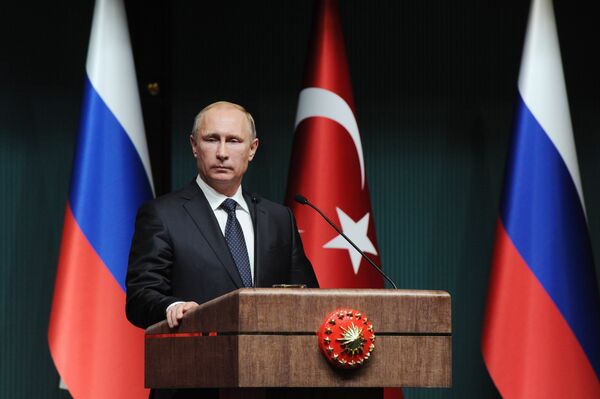 Президент России Владимир Путин на итоговой пресс-конференции в Анкаре Президент России Владимир Путин на итоговой пресс-конференции в Анкаре