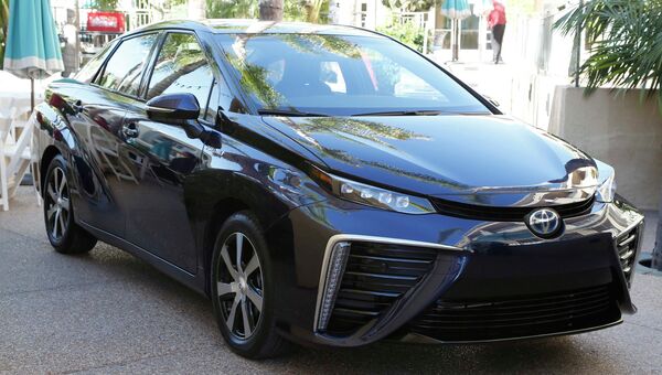 Автомобиль на водороде Toyota Mirai Автомобиль на водороде Toyota Mirai