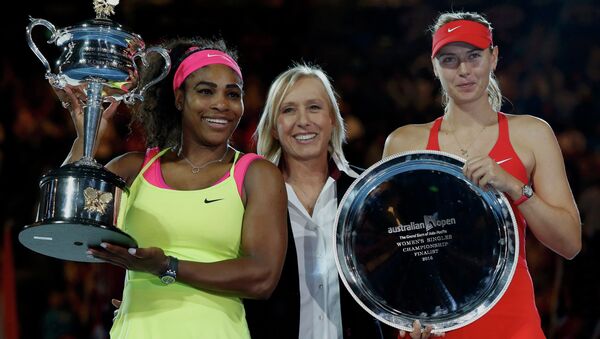 Серена Уильямс, Мартина Навратилова и Мария Шарапова на награждении на Australian Open 2015 Серена Уильямс, Мартина Навратилова и Мария Шарапова на награждении на Australian Open 2015