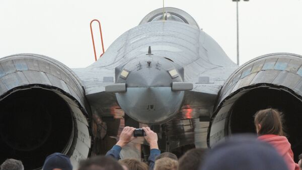Российский истребитель СУ-35 на авиасалоне в Ле Бурже, Франция. Архивное фото Российский истребитель СУ-35 на авиасалоне в Ле Бурже, Франция. Архивное фото