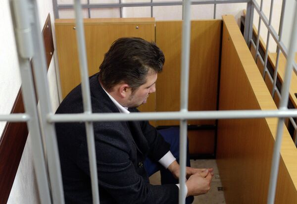 Арест Роберта Хайруллина по делу о пожаре в ТЦ Адмирал Арест Роберта Хайруллина по делу о пожаре в ТЦ Адмирал