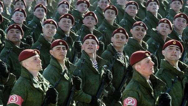 Военнослужащие Отдельной дивизии оперативного назначения им. Дзержинского. Архивное фото Военнослужащие Отдельной дивизии оперативного назначения им. Дзержинского. Архивное фото