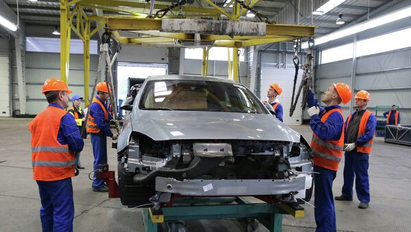 Производство автомобилей на предприятии Автотор Производство автомобилей на предприятии Автотор