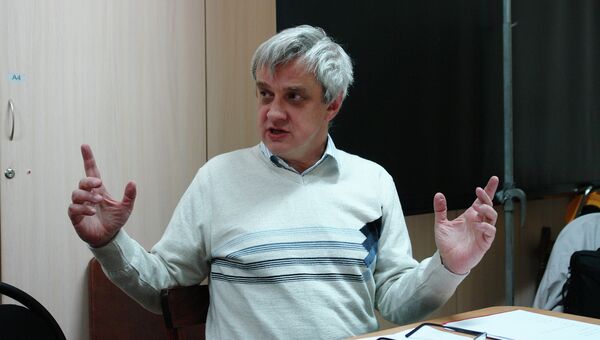 Преподаватель литургики в Институте философии, теологии и истории св. Фомы Петр Сахаров Преподаватель литургики в Институте философии, теологии и истории св. Фомы Петр Сахаров