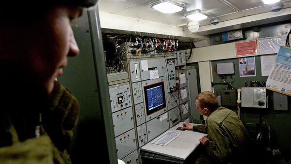 Военнослужащие во время несения боевого дежурства зенитными ракетными дивизионами в Московской области. Архивное фото Военнослужащие во время несения боевого дежурства зенитными ракетными дивизионами в Московской области. Архивное фото