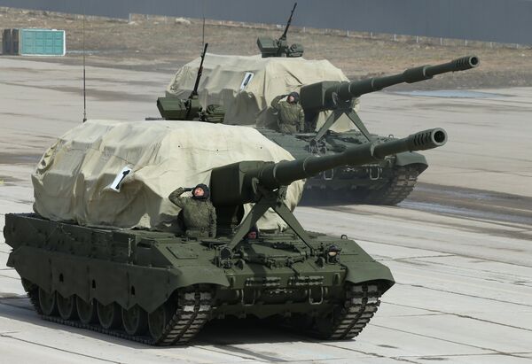 Самоходная артиллерийская установка Коалиция-СВ во время репетиции парада Победы в Московской области Самоходная артиллерийская установка Коалиция-СВ во время репетиции парада Победы в Московской области