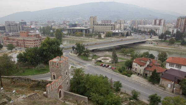 Город Скопье в Македонии. Архивное фото Город Скопье в Македонии. Архивное фото