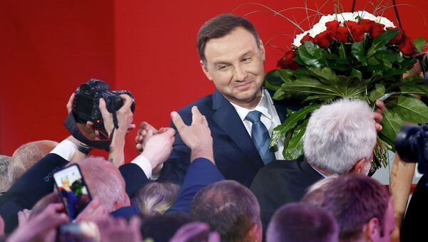 Лидирующий на президентских выборах в Польше Анджей Дуда Лидирующий на президентских выборах в Польше Анджей Дуда