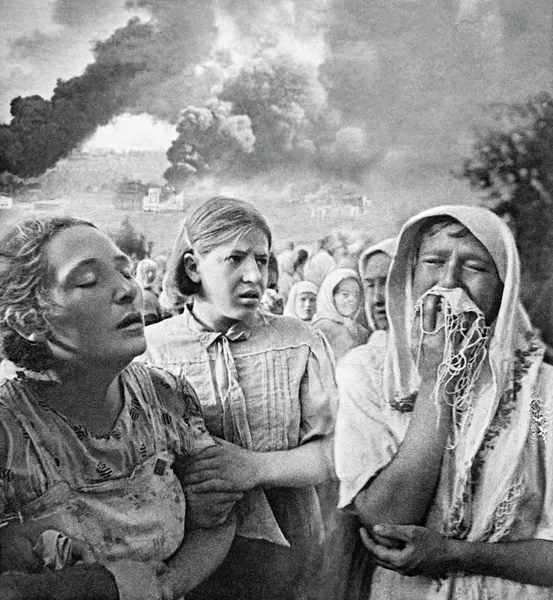 Великая Отечественная война 1941-1945 гг. 23 июня 1941 года в Киеве. Район Грушки Великая Отечественная война 1941-1945 гг. 23 июня 1941 года в Киеве. Район Грушки