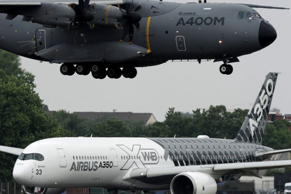 Международный авиакосмический салон Paris Air Show 2015 в Ле-Бурже Международный авиакосмический салон Paris Air Show 2015 в Ле-Бурже