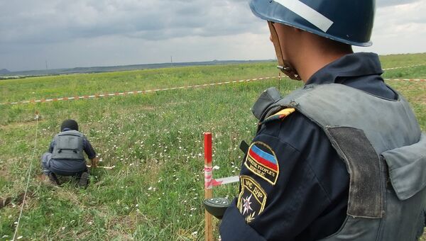 Пиротехническая группа МЧС ДНР. Архивное фото Пиротехническая группа МЧС ДНР. Архивное фото