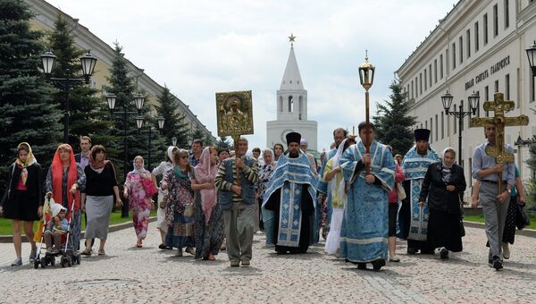 Крестный ход в праздник Казанской иконы Божией Матери. Архив Крестный ход в праздник Казанской иконы Божией Матери. Архив