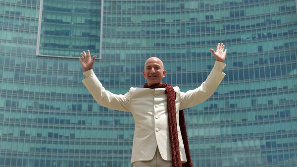 Американский предприниматель. Глава и основатель интернет-компании Amazon.com Джефф Безос. Архивное фото Американский предприниматель. Глава и основатель интернет-компании Amazon.com Джефф Безос. Архивное фото
