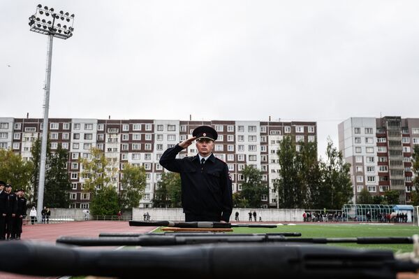Сотрудник управления МВД России по Новгородской области на спортивном празднике Сотрудник управления МВД России по Новгородской области на спортивном празднике