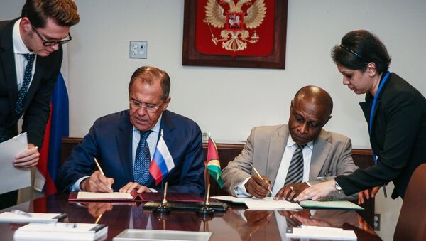 Министр иностранных дел РФ С.Лавров провел встречи в Нью-Йорке Министр иностранных дел РФ С.Лавров провел встречи в Нью-Йорке