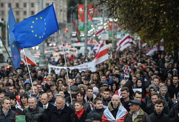 Митинг оппозиции в Минске Митинг оппозиции в Минске