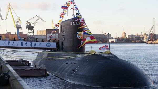 Торжественная церемония подъема Военно-морского флага на дизель-электрической подводной лодке Краснодар в Санкт-Петербурге Торжественная церемония подъема Военно-морского флага на дизель-электрической подводной лодке Краснодар в Санкт-Петербурге