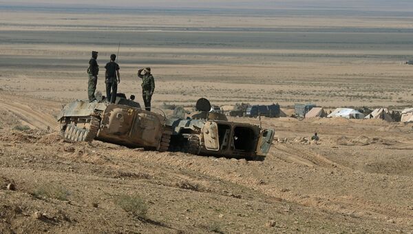 Солдаты Сирийской Арабской Армии. Архивное фото Солдаты Сирийской Арабской Армии. Архивное фото