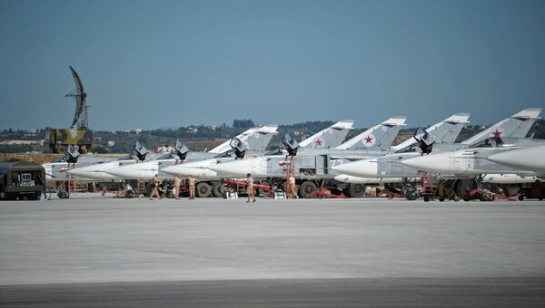 Российская боевая авиация на авиабазе Хмеймим в Сирии Российская боевая авиация на авиабазе Хмеймим в Сирии