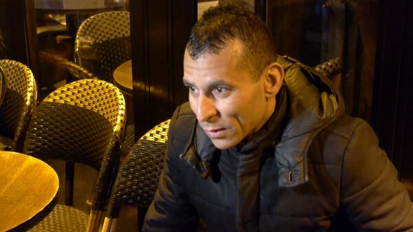 Мы фанатики жизни – посетитель открывшегося после теракта кафе в Париже Мы фанатики жизни – посетитель открывшегося после теракта кафе в Париже