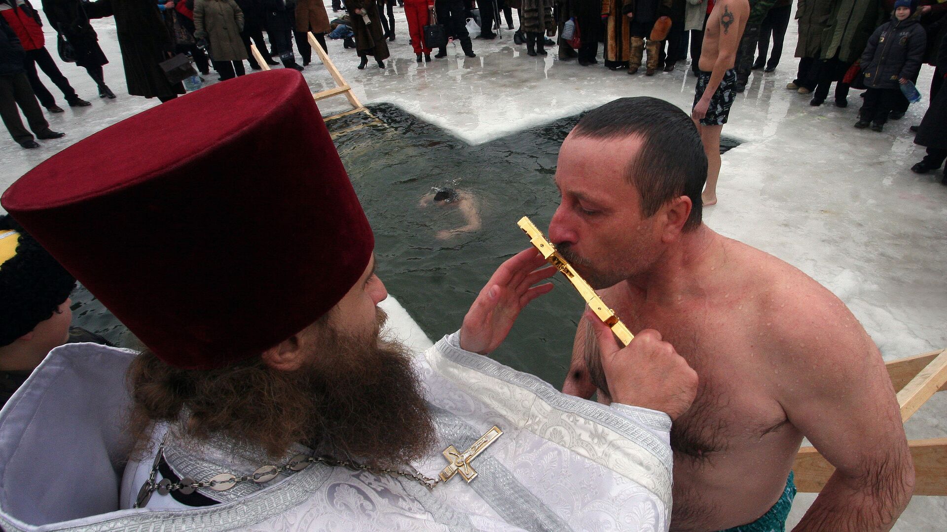 Праздник Крещения Господня в Приморском крае Праздник Крещения Господня в Приморском крае - РИА Новости, 1920, 19.01.2021