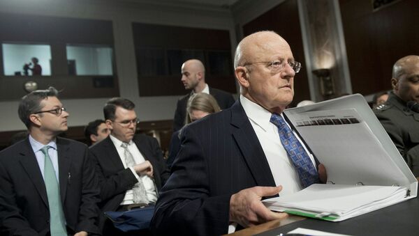 Директор национальной разведки США Джеймс Клэппер на слушаниях в американском сенате Директор национальной разведки США Джеймс Клэппер на слушаниях в американском сенате