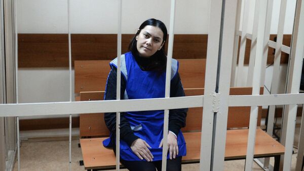 Няня Гюльчехра Бобокулова, обвиняемая в убийстве ребенка. Архивное фото Няня Гюльчехра Бобокулова, обвиняемая в убийстве ребенка. Архивное фото