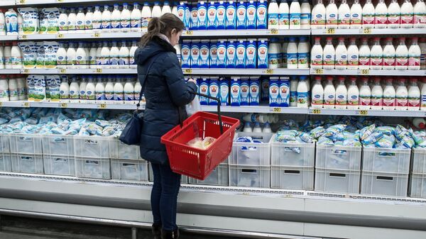 В России могут возникнуть перебои с поставками молока в магазины В России могут возникнуть перебои с поставками молока в магазины