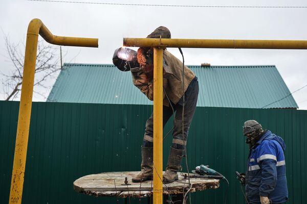 Сотрудники филиала компании Газпром газораспределение Тула восстанавливают работоспособность газопровода в поселке Плеханово Тульской области Сотрудники филиала компании Газпром газораспределение Тула восстанавливают работоспособность газопровода в поселке Плеханово Тульской области