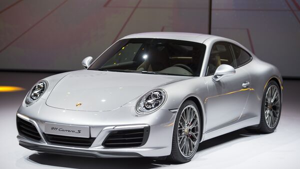Автомобиль Porsche 911 Carrera S. Архивное фото Автомобиль Porsche 911 Carrera S. Архивное фото