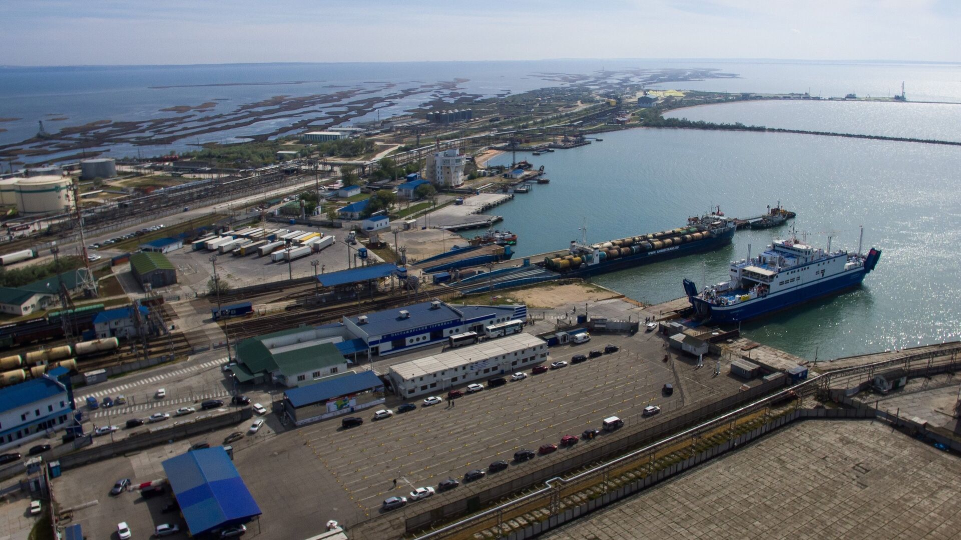 Опубликованы переговоры экипажа взорвавшегося в Азовском море танкера