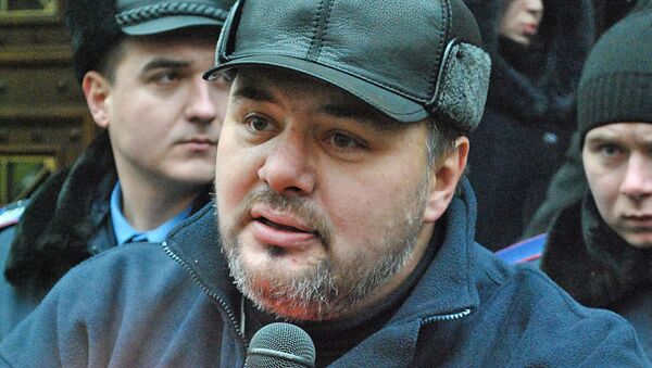 Руслан Коцаба в ходе митинга у здания Генпрокуратуры Украины в Киеве Руслан Коцаба в ходе митинга у здания Генпрокуратуры Украины в Киеве