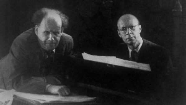 Кинорежиссер Сергей Михайлович Эйзенштейн и композитор Сергей Сергеевич Прокофьев, 1937 год Кинорежиссер Сергей Михайлович Эйзенштейн и композитор Сергей Сергеевич Прокофьев, 1937 год